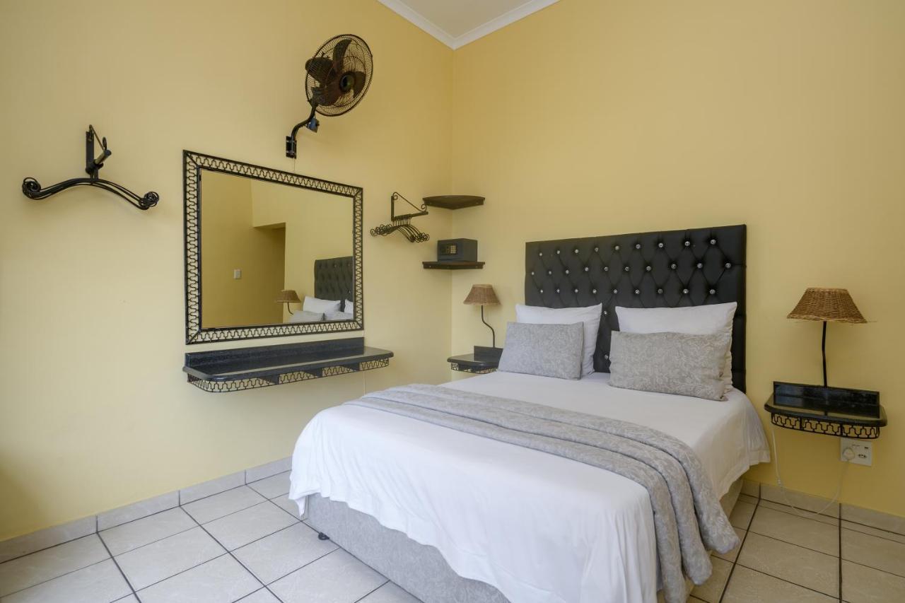 Ushaka Holiday Apartments ダーバン エクステリア 写真